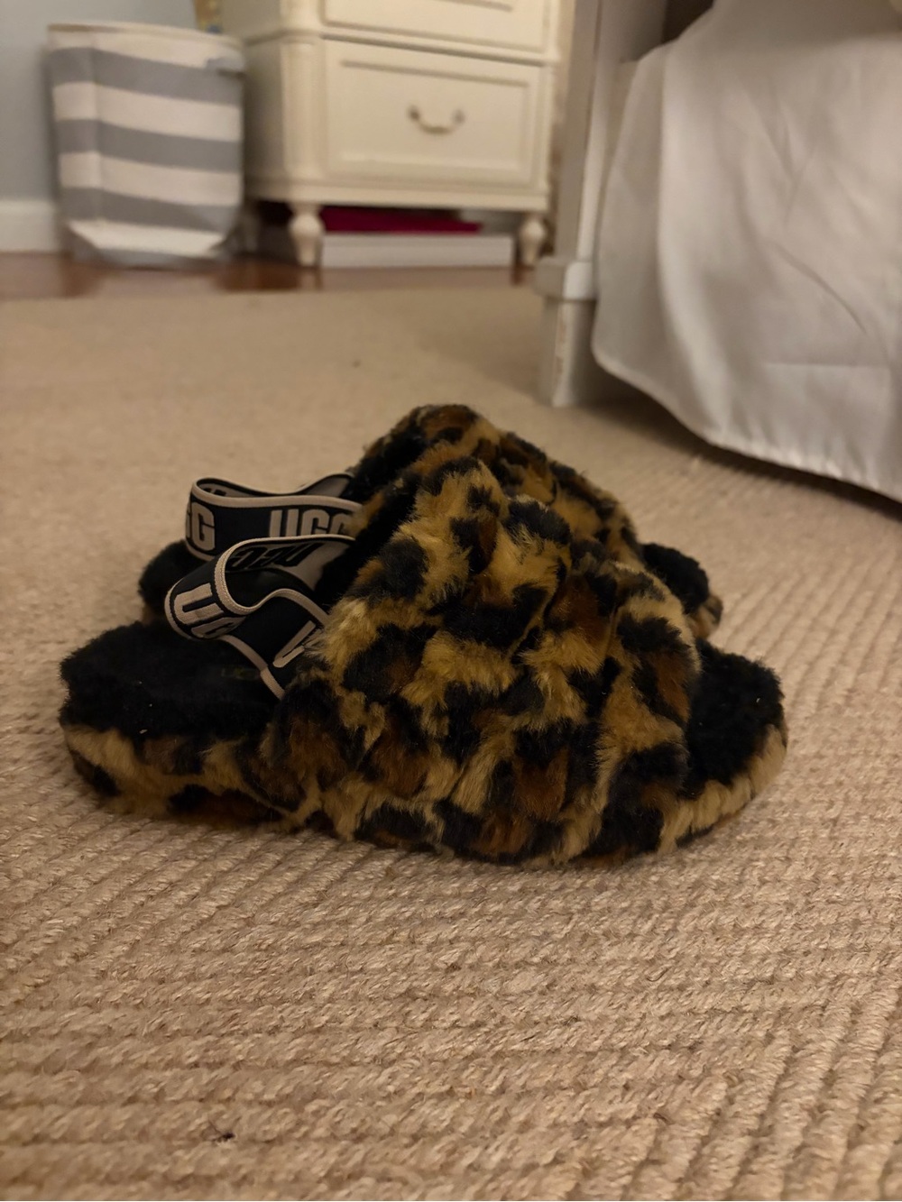 UGG Leopard Faux Fur Crossband Slides in Brown and Black Size 6